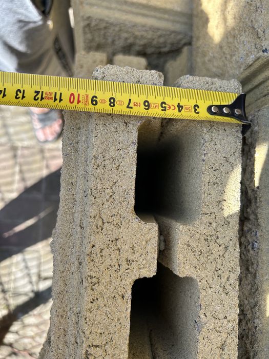 Блоки рвані для огорожі