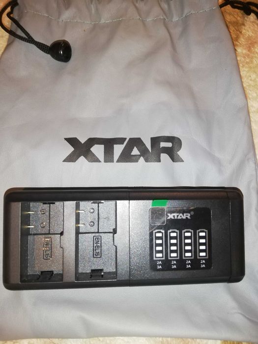 Ładowarka XTAR SN4