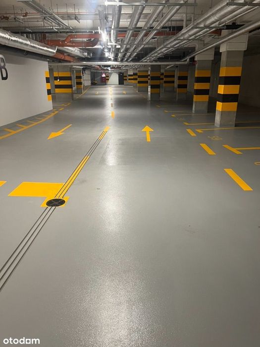 Miejsce parkingowe ! W budynku przy ul. Białej Floty OCHRONA PILOT