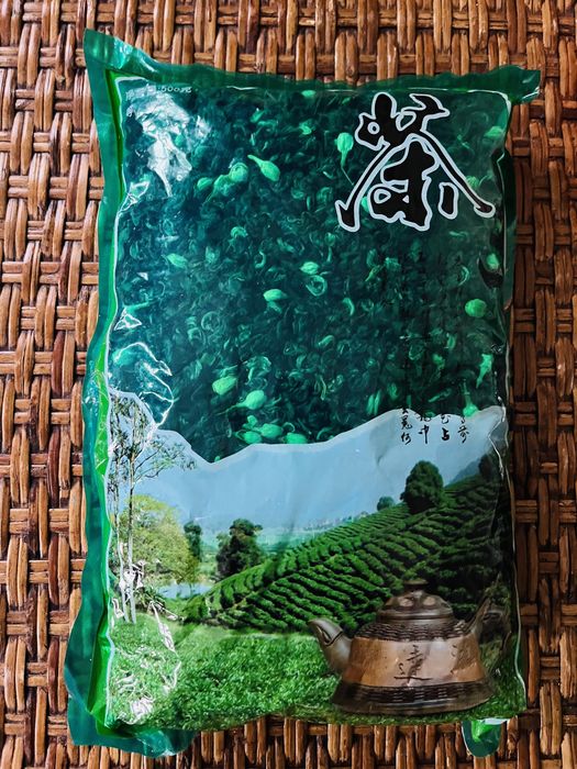 Зелений чай китайський улун та інші сорта ВІБІР