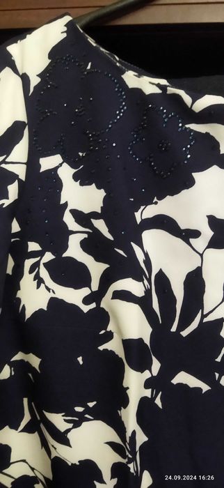 Продам гарну сукню