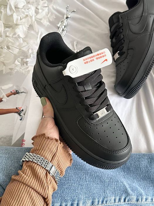 ІКросівки Кросівки Nike Air Force 1 натуральна шкіра