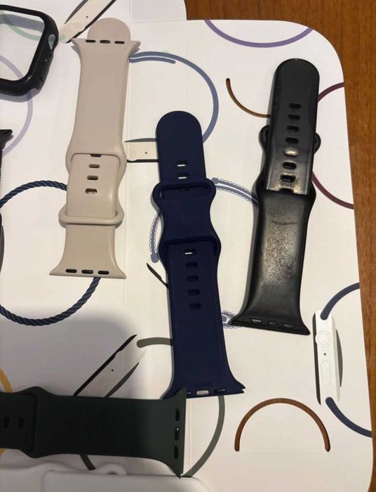 Braceletes + capa protetora compatíveis com Apple Watch 44mm.
