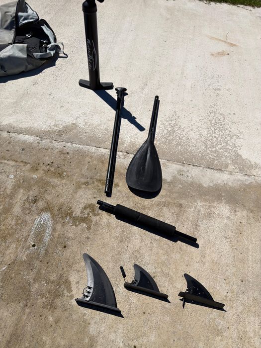 Vendo dois paddle surfers, usados 2 vezes, em excelente estado
