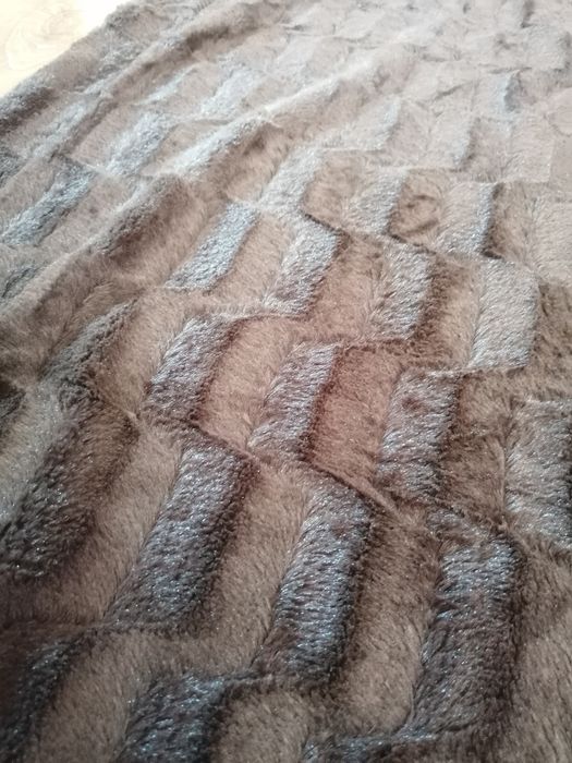 Futrzasta narzuta /koc.