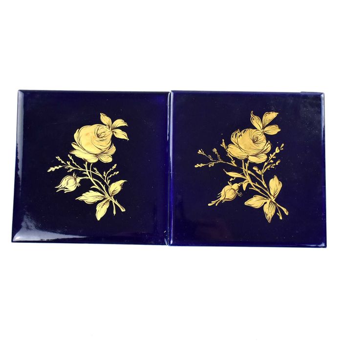 Par de azulejos da fábrica ARTIBUS desenho a ouro fundo azul cobalto