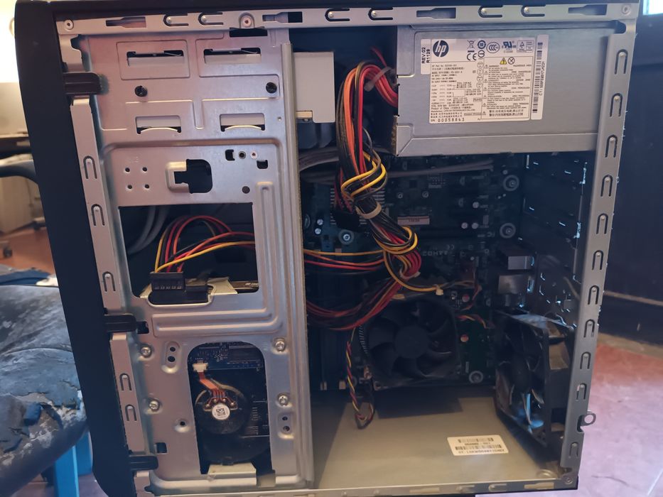 Used HP Computer with Windows 10 but without Office433583792546140166