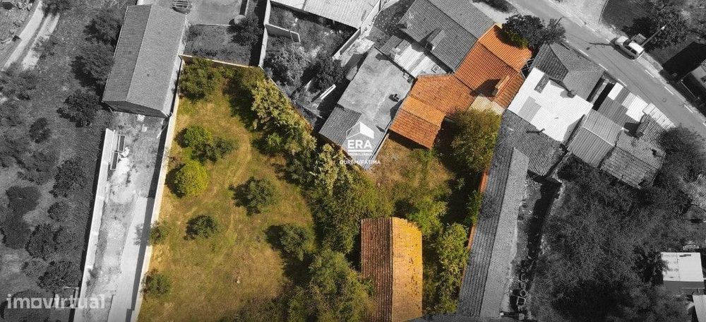 Moradia Geminada T3 localizada em Peras Ruivas! — Seiça, Santarém
