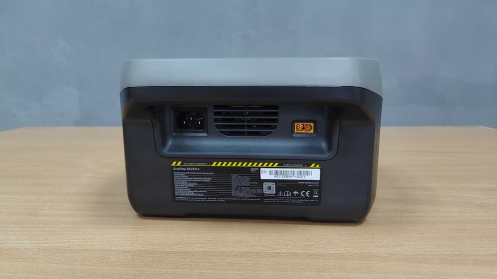 Продам EcoFlow River 2