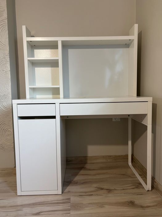 Biurko z nadstawką IKEA
