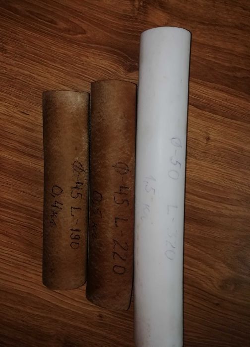 Фторопласт, ебоніт.