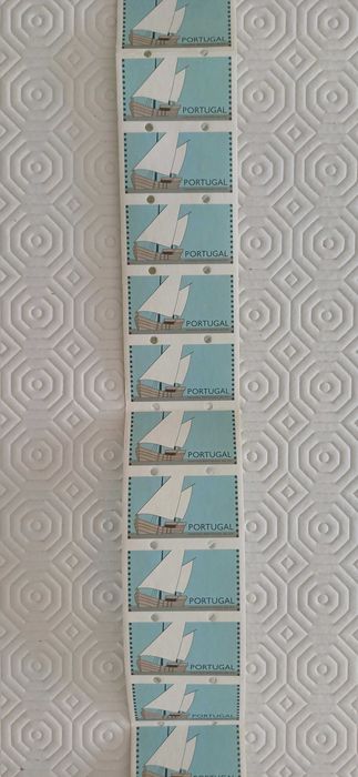 Tira com 50 etiquetas nº 5 Caravela Portuguesa sem impressão de taxa