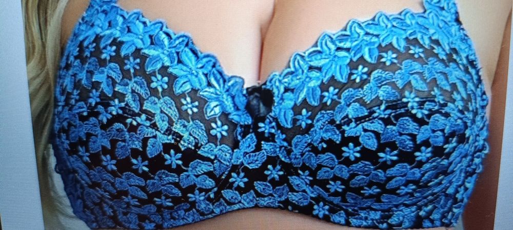 Sprzedam biustonosz 42/95c