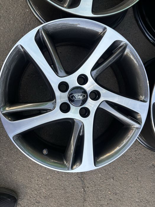 5/108R17 Ford диск.