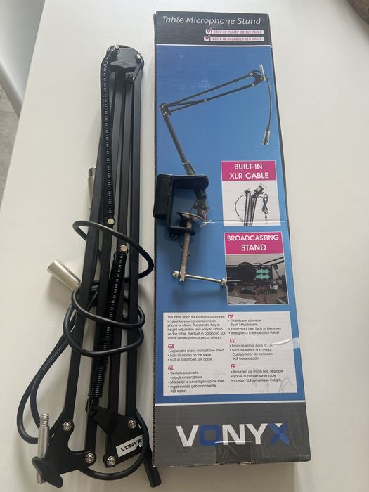 Suporte microfone Vonyx com Cabo XLR integrado