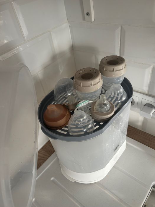 Esterilizador de biberões mamadeira Chicco