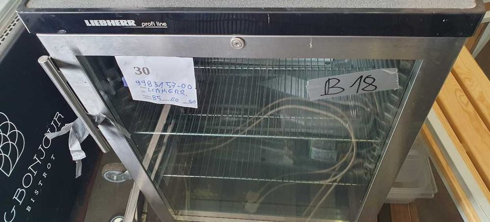 Lodówka Liebherr przeszklona