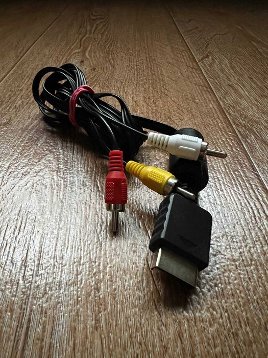 PlayStation 3 (CECH-2504B) + два геймпади (модель CECHZC2E)