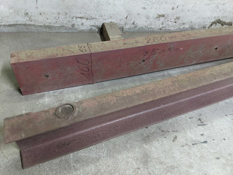 Nadproże z 2 ceowników do wykonania 2 m otworu w ścianie.