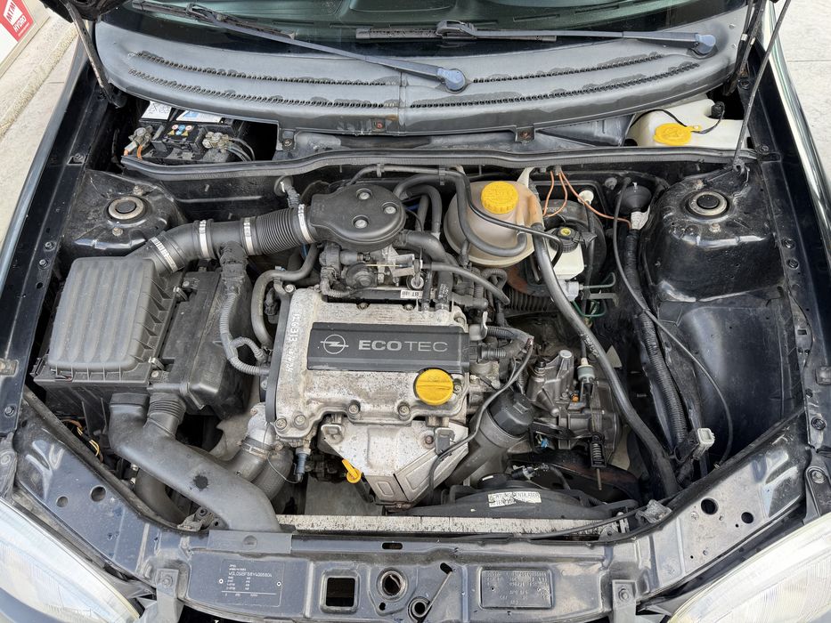 Opel corsa 1.0 ano 99