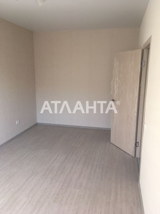 Продам нову 1-кімнатну квартиру з капремонтом у ЖК 7 Небо!