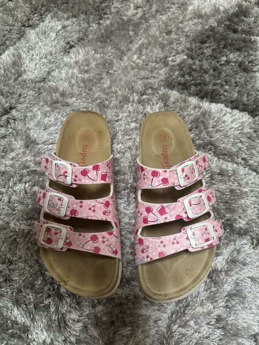 Klapki Superfit jak Birkenstock 35 wisienki