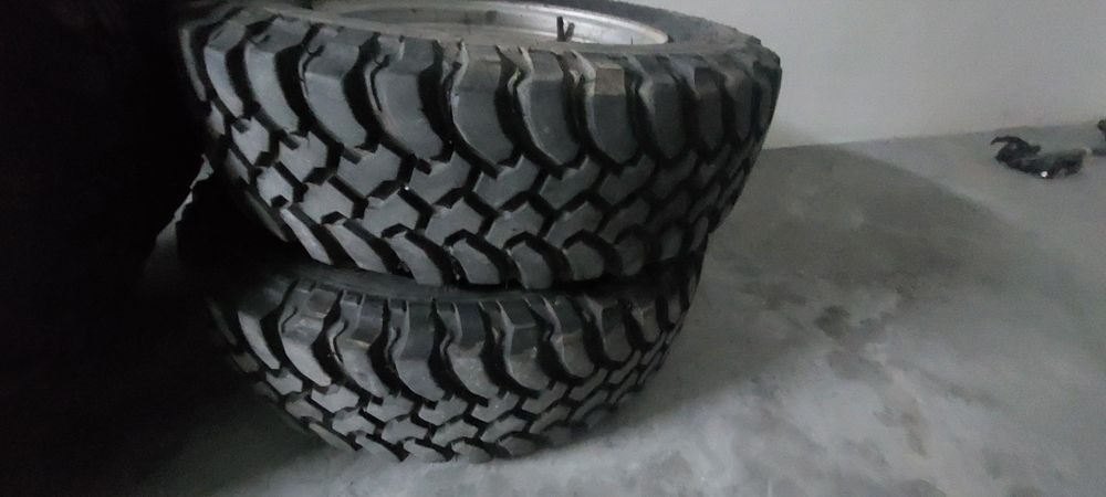 Jantes e pneus Suzuki Samurai 205 70 R15