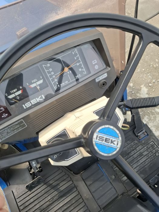 Traktor japoński 4x4 Iseki Landhope 220 piękny stan  wspomaganie