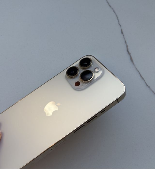Iphone 13 pro złoty 128 GB