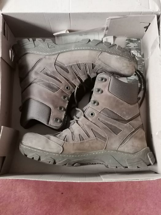 Берцы 43 размер.