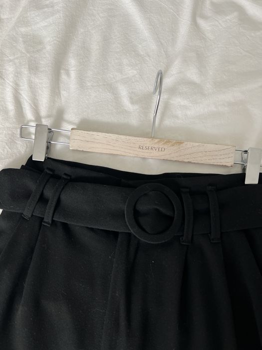 Eleganckie materiałowe spodnie z paskiem Zara XS czarne garniturowe