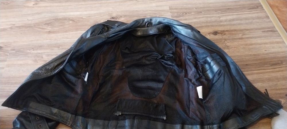 Kurtka skórzana na motocykl