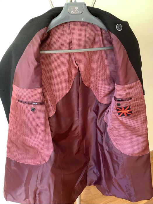 Sobretudo UNDER BLUE