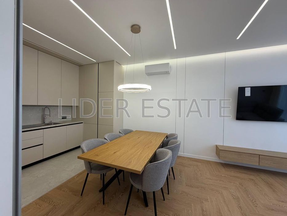 Продаж 2-кімнатної квартири в ЖК Uzh Towers | Слов'янська набережна, Ужгород