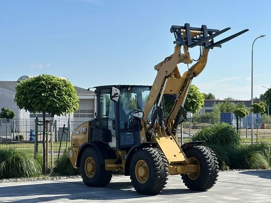 Caterpillar 906 ŁADOWARKA FABRYCZNIE NOWA ! JESTEŚMY AUTORYZOWANYM DEALEREM NOWYCH MASZYN MARKI CATERPILLAR !  * Cat 906 * Fabrycznie Nowy * Gwarancja 2 Lata * A2-BUD *