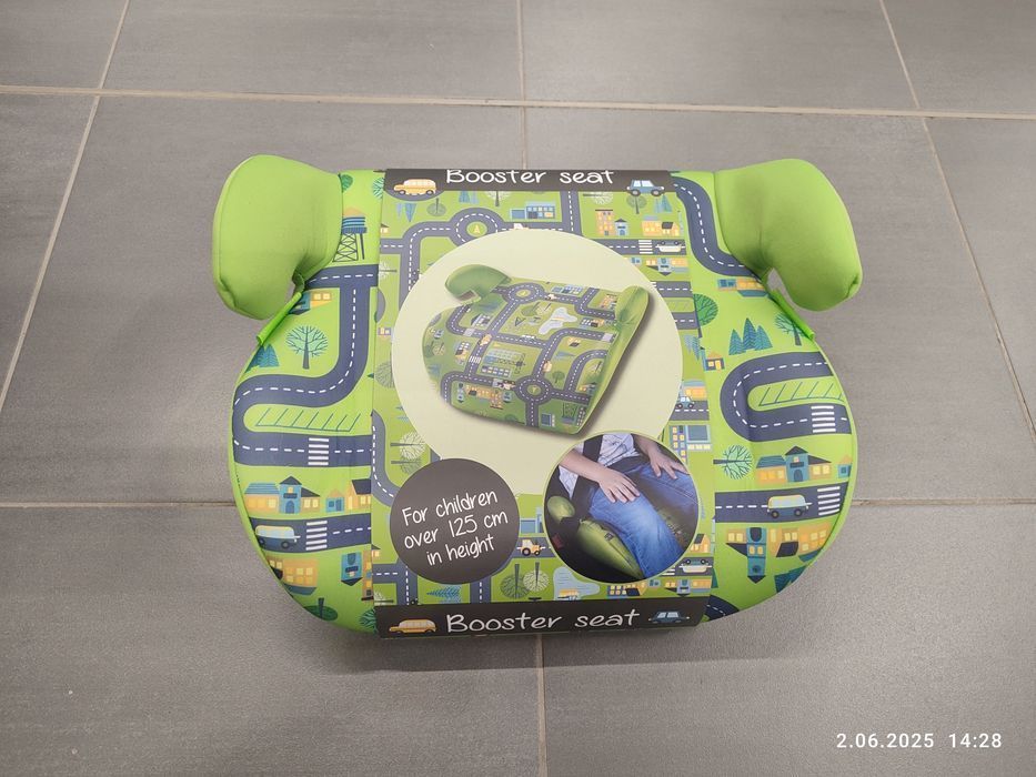 Nowa zielona podkładka do samochodu dla dziecka