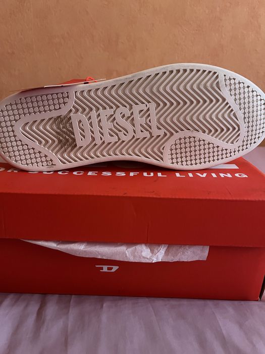 Wyprzedaż sneakersy męskie Diesel.