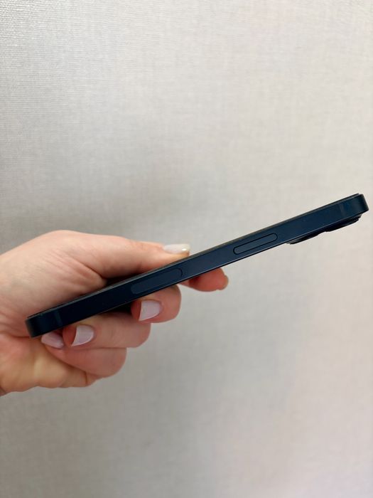 IPhone 13, black, 128 Neverlock