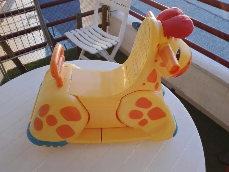 vendo girafa para bebês