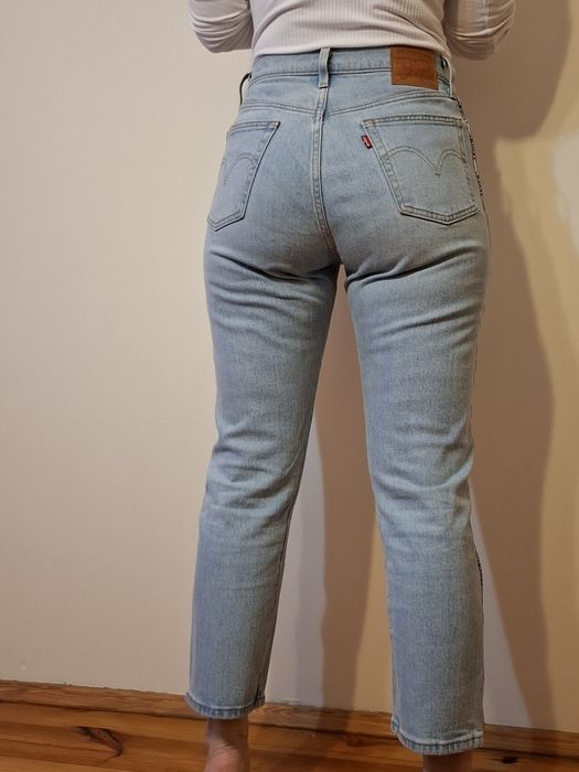 Spodnie damskie Levis