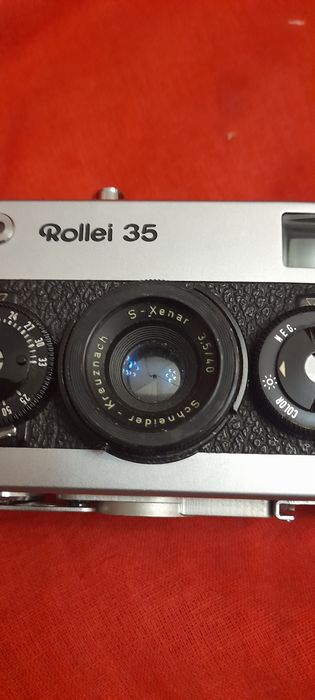 Câmera fotografica anslogica Rollei 35