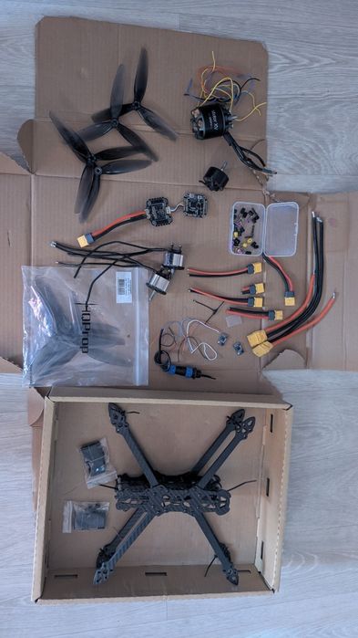 FPV Дрон, запчастини та пуль