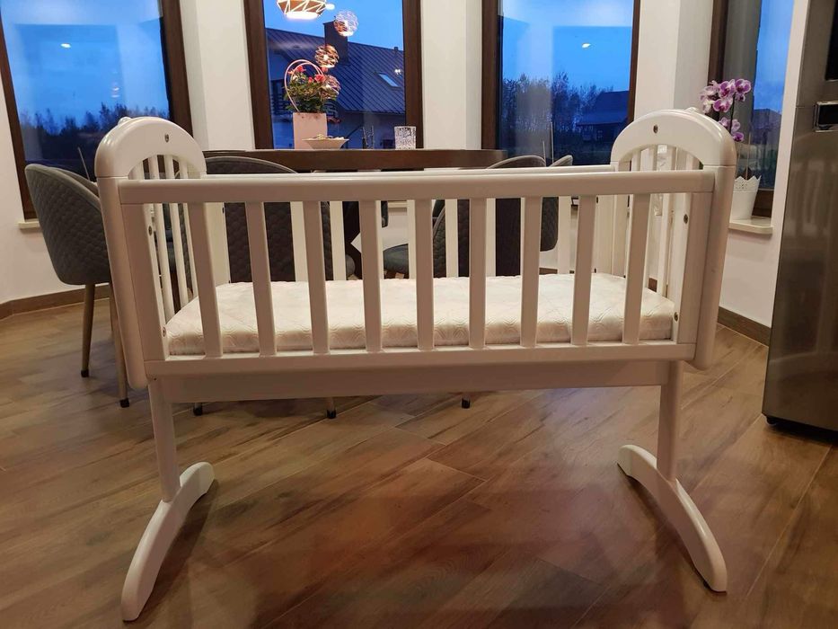Kolyska bujana dla dziecka