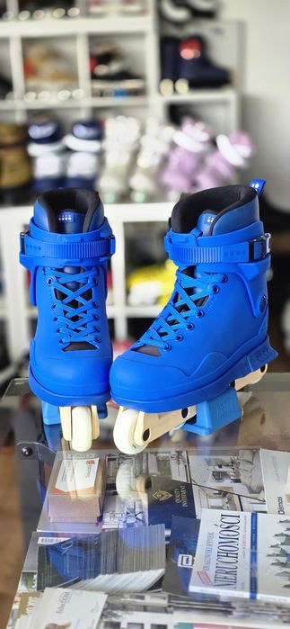 Rolki agresywne Them Clarks blue medium nowe