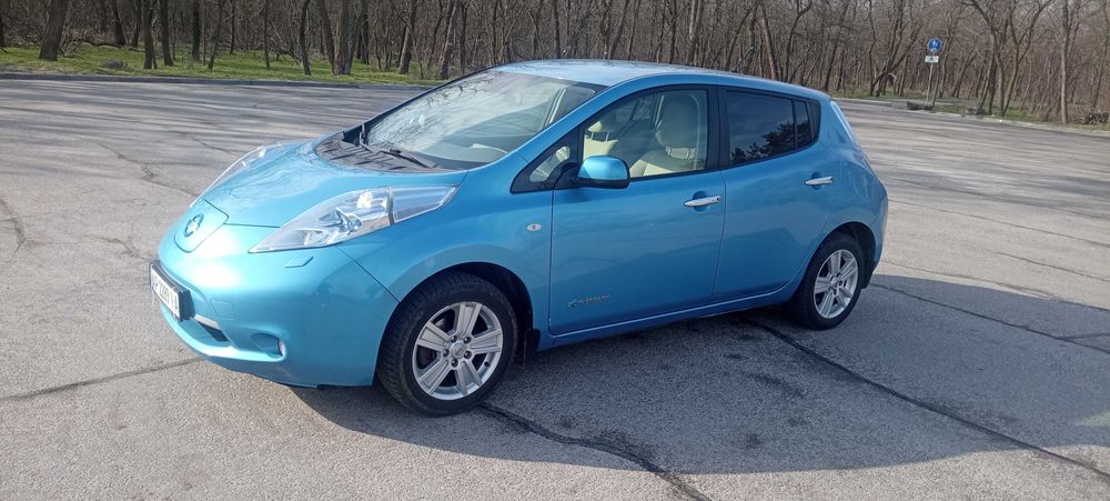 Nisan Leaf 24кВт 2012