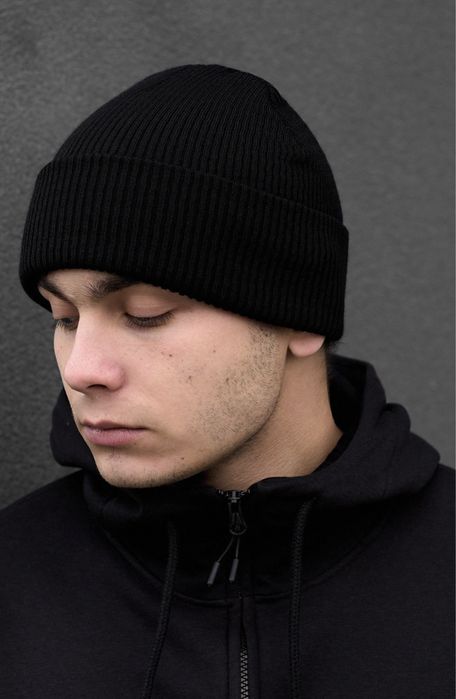 Шапка Staff нова