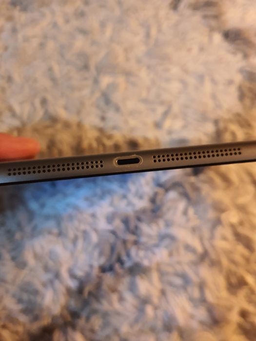 Планшет Apple iPad Air A1475  Wi-Fi + LTE 64GB Space Gray