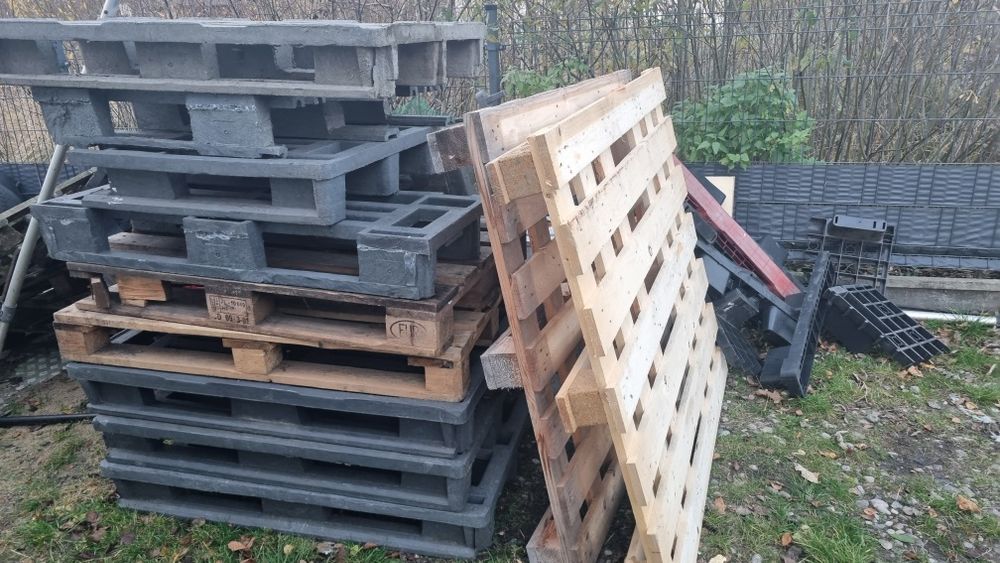 Sprzedam palety 120 x 80 z.tworzywa bardzo mocne