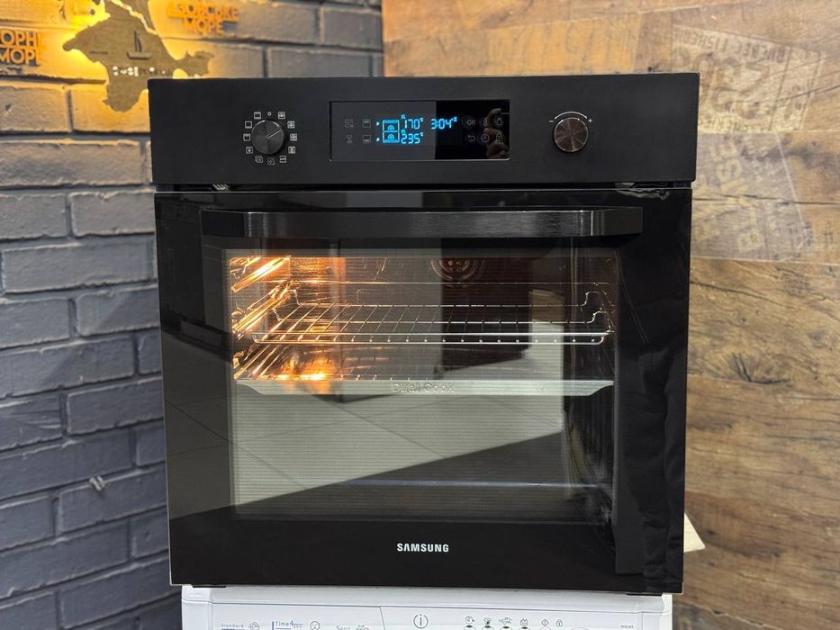 Духова шафа/духовой шкаф Samsung NV66M3531BB