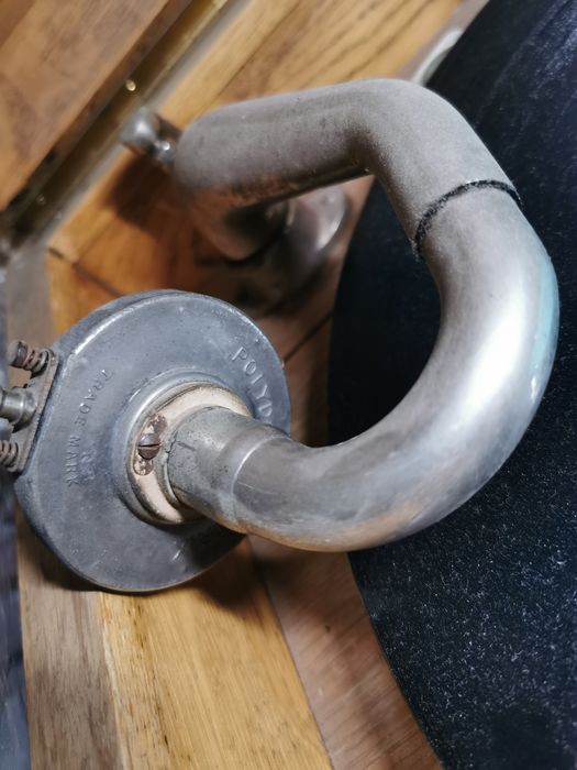 Gramofon na korbkę Antyk